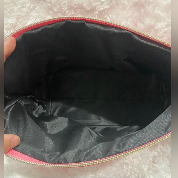 NWT Badgley Mischka Pink Quilted Cosmetic Bag w/ Travel Bottle - Picture 3 of 4